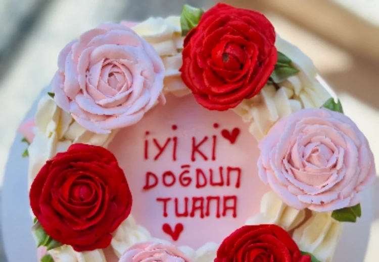 Güllü Vintage Pasta