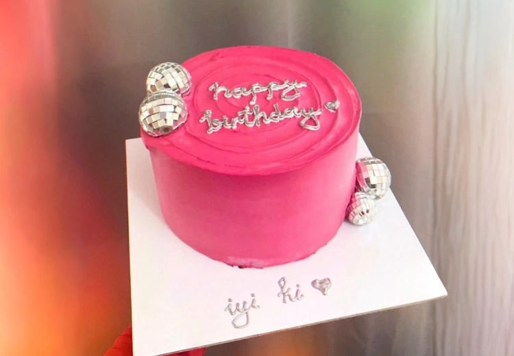 DİSKO TOPLU YAZILI PASTA